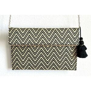 PACO MARTINEZ Beige & Black Woven Chevron Gold Chain Crossbody Bag